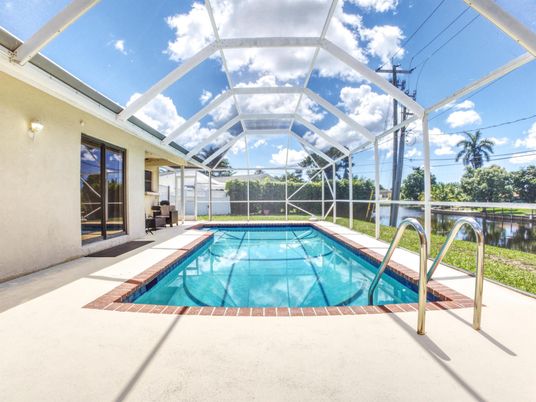 Glass Ceilings, Interior, Pool, Sun Room, Water