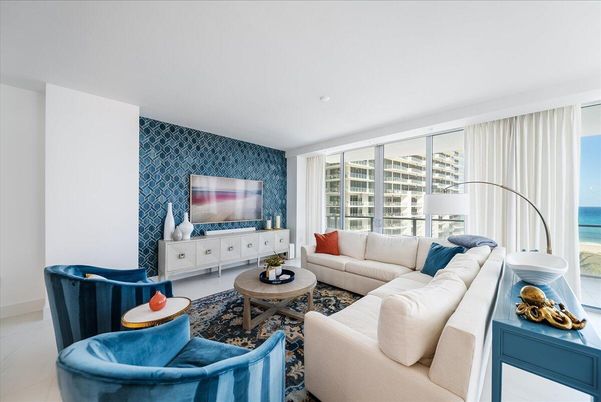 Interior, Living room, Recessed Lighting, Water