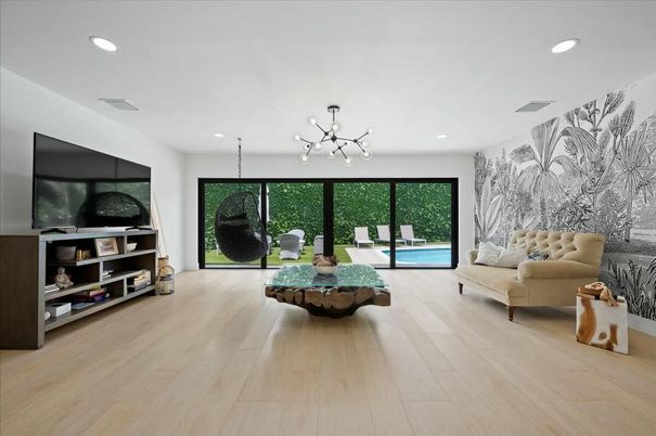Interior, Living room, Pendant Lights, Recessed Lighting, Wood Texture Flooring
