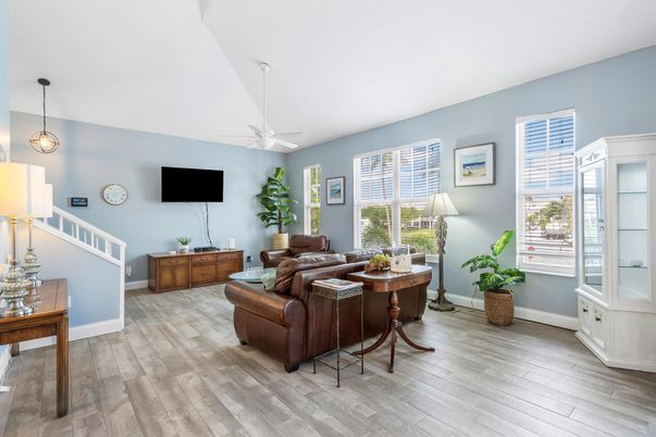 Interior, Living room, Pendant Lights, Wood Texture Flooring