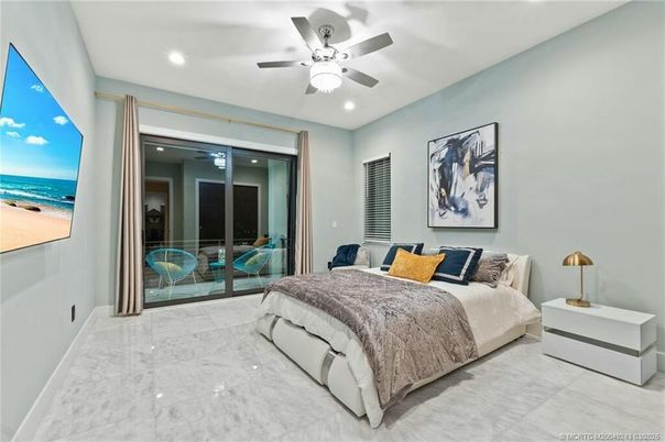 Bedroom, Interior, Marble, Recessed Lighting, Water