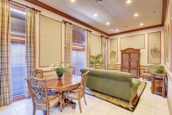 Dining room, Interior, Living room, Recessed Lighting