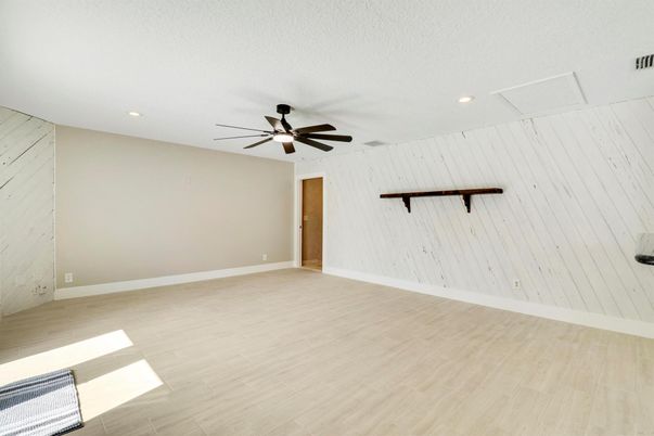 Empty room, Interior, Recessed Lighting, Wood Texture Flooring