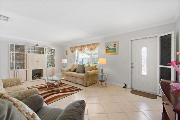 Fireplace, Interior, Living room