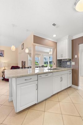 Interior, Kitchen, Pendant Lights, Recessed Lighting