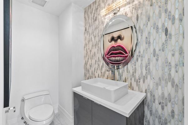 Bathroom, Interior