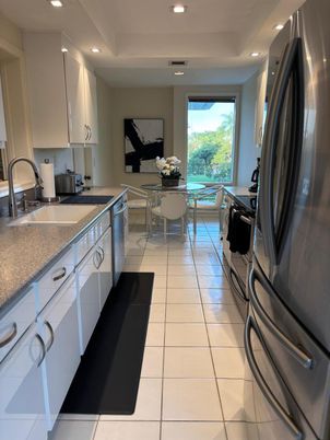 Dining room, Interior, Kitchen, Recessed Lighting, Stainless Steel Appliances