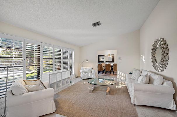 Interior, Living room, Pendant Lights