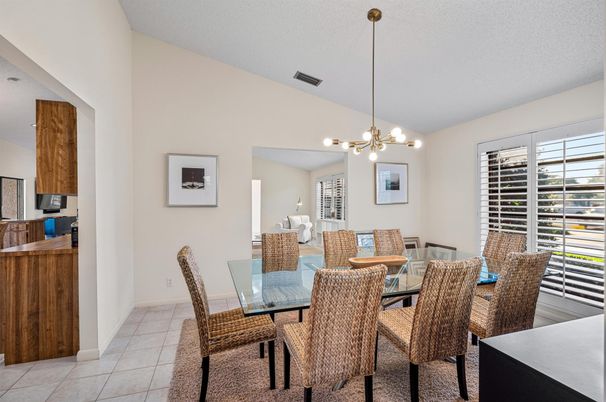 Dining room, Interior, Pendant Lights