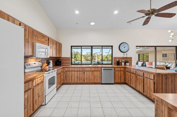 Interior, Kitchen, Recessed Lighting