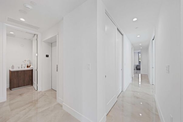 Interior, Marble, Recessed Lighting