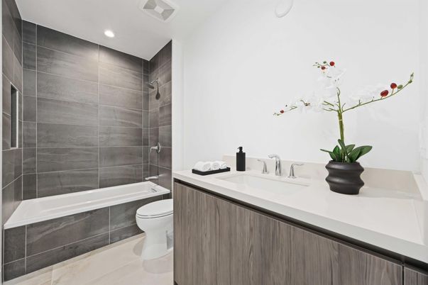 Bathroom, Interior, Recessed Lighting