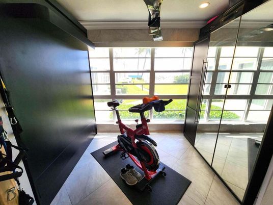 Fitness Equipment, Interior, Recessed Lighting