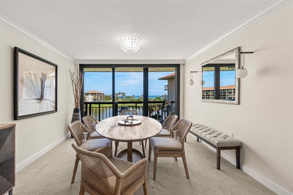 Dining room, Interior, Water