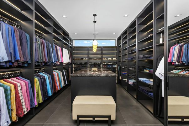 Interior, Pendant Lights, Recessed Lighting, Walk-in Closets