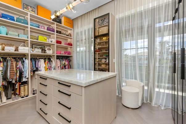 Interior, Walk-in Closets, Wood Texture Flooring