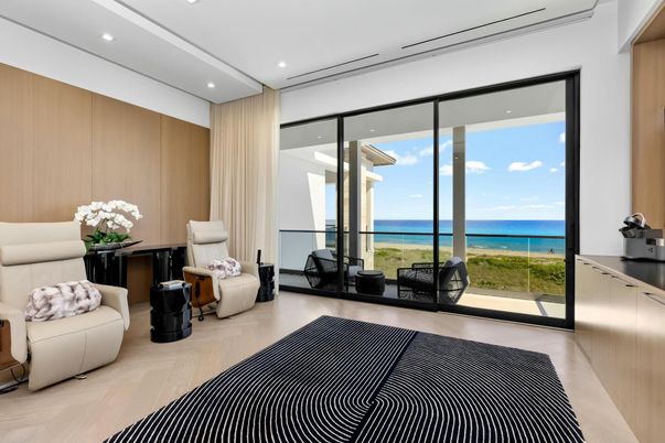 Interior, Recessed Lighting, Water, Wood Texture Flooring
