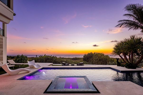 Exterior, Pool, Water
