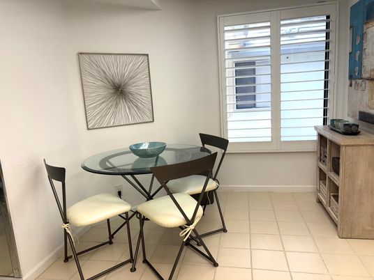Dining room, Interior
