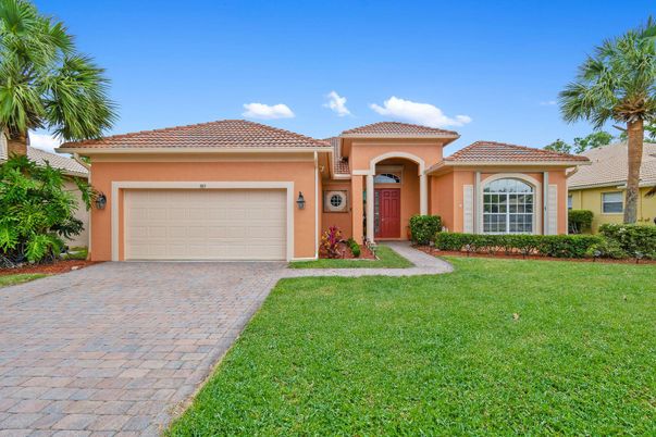 Attached, Backyard, Exterior, Facade, Mediterranean