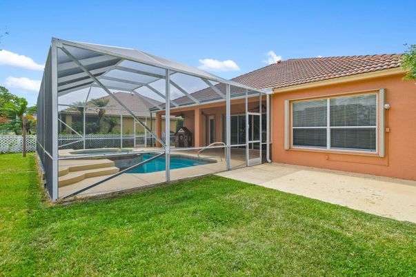 Backyard, Exterior, Pool