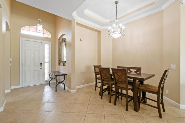 Chandelier, Dining room, Interior, Pendant Lights