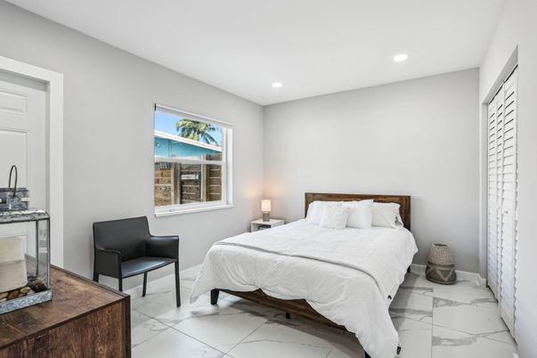 Bedroom, Interior, Marble, Recessed Lighting