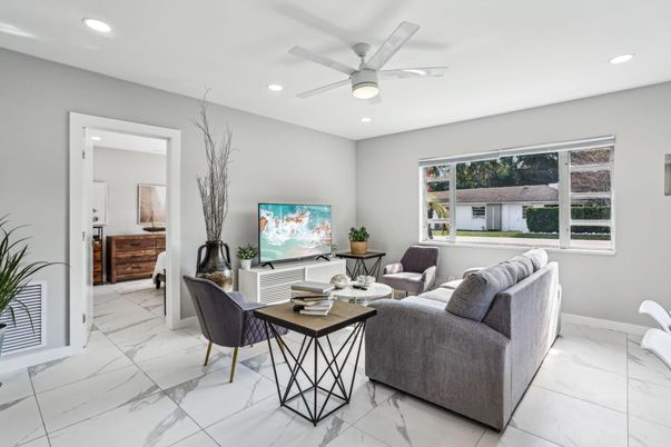 Dining room, Interior, Living room, Marble, Recessed Lighting