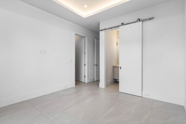 Interior, Recessed Lighting