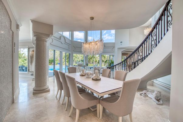 Chandelier, Dining room, Interior