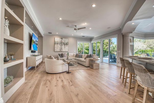Interior, Living room, Recessed Lighting, Wood Texture Flooring
