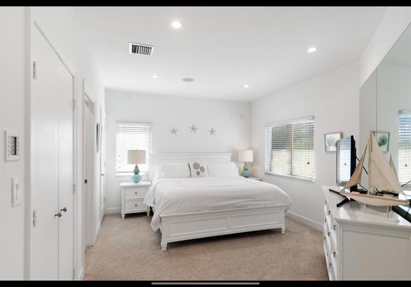 Bedroom, Interior, Recessed Lighting