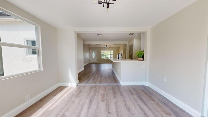 Interior, Recessed Lighting, Wood Texture Flooring