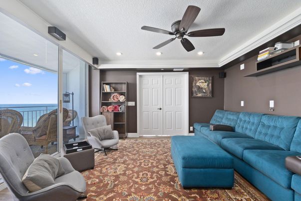 Interior, Living room, Recessed Lighting, Water