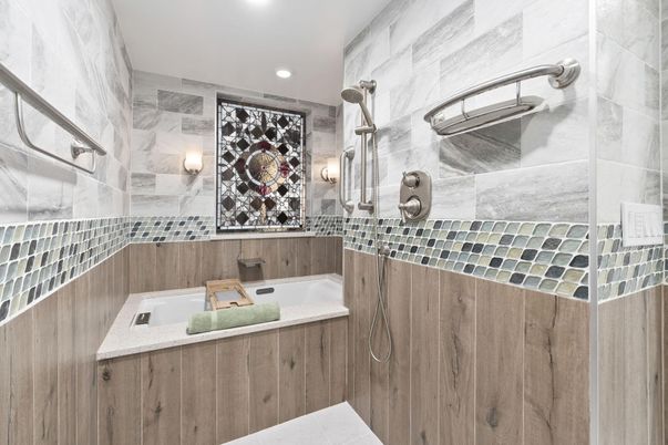 Bathroom, Interior, Recessed Lighting