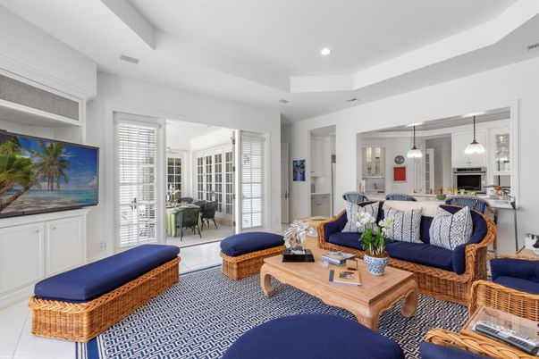 Interior, Kitchen, Living room, Pendant Lights, Recessed Lighting