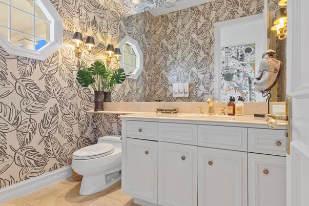 Bathroom, Dual Sink Vanities, Interior