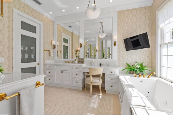 Bathroom, Dual Sink Vanities, Interior, Pendant Lights, Recessed Lighting