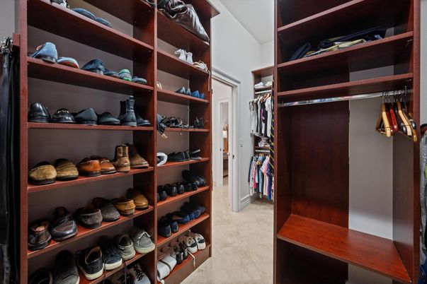 Interior, Walk-in Closets