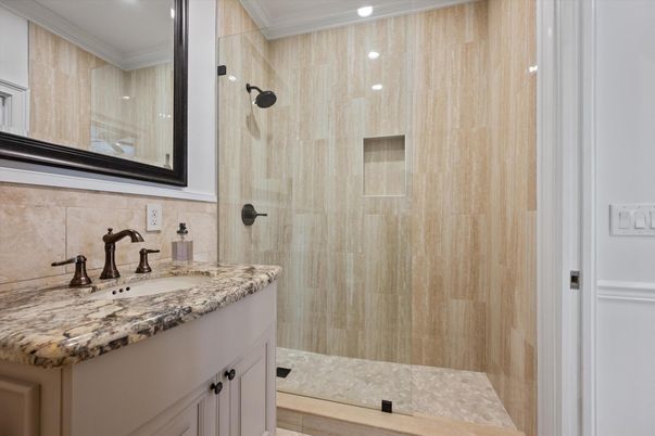 Bathroom, Interior, Recessed Lighting