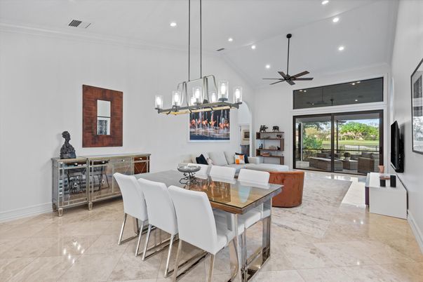 Dining room, Interior, Living room, Pendant Lights, Recessed Lighting