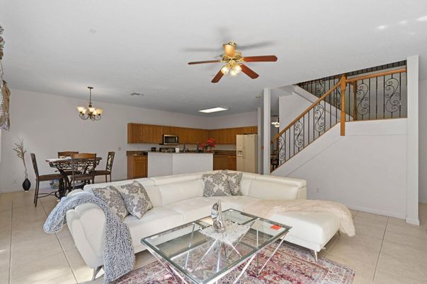 Chandelier, Dining room, Interior, Kitchen, Living room