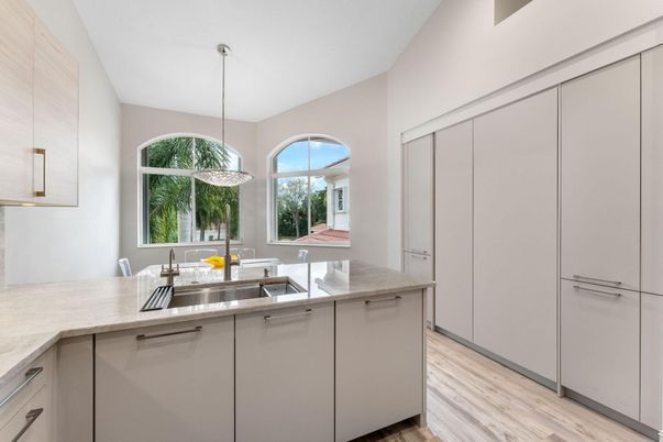 Interior, Kitchen, Pendant Lights, Wood Texture Flooring