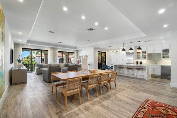 Dining room, Interior, Kitchen, Living room, Pendant Lights, Recessed Lighting, Stainless Steel Appliances, Wood Texture Flooring
