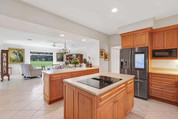 Dining room, Interior, Kitchen, Recessed Lighting