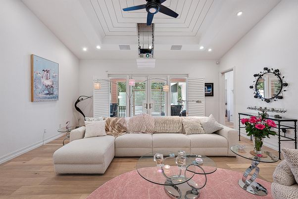 Interior, Living room, Recessed Lighting, Wood Texture Flooring