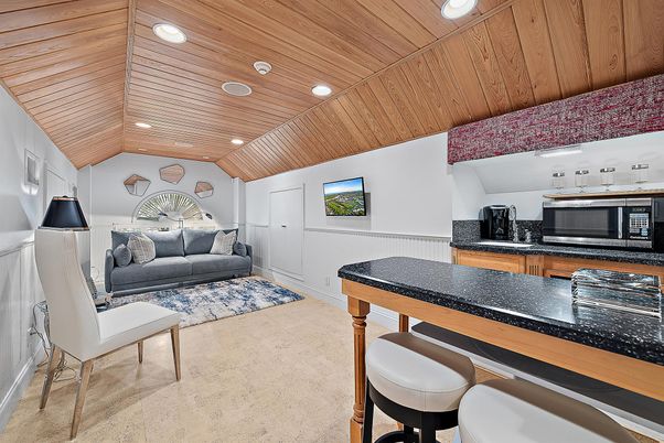 Interior, Kitchen, Living room, Recessed Lighting, Wooden Ceilings