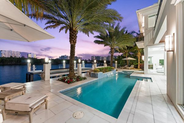 Exterior, Lake, Pool, Water