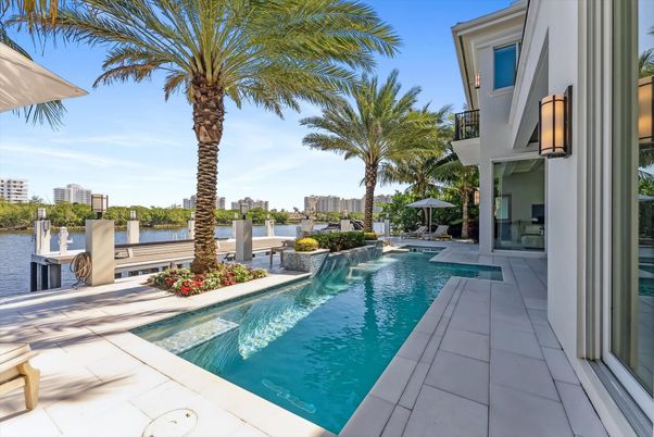 Exterior, Pool, Water