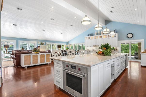 Dining room, Interior, Kitchen, Living room, Pendant Lights, Recessed Lighting, Wood Texture Flooring